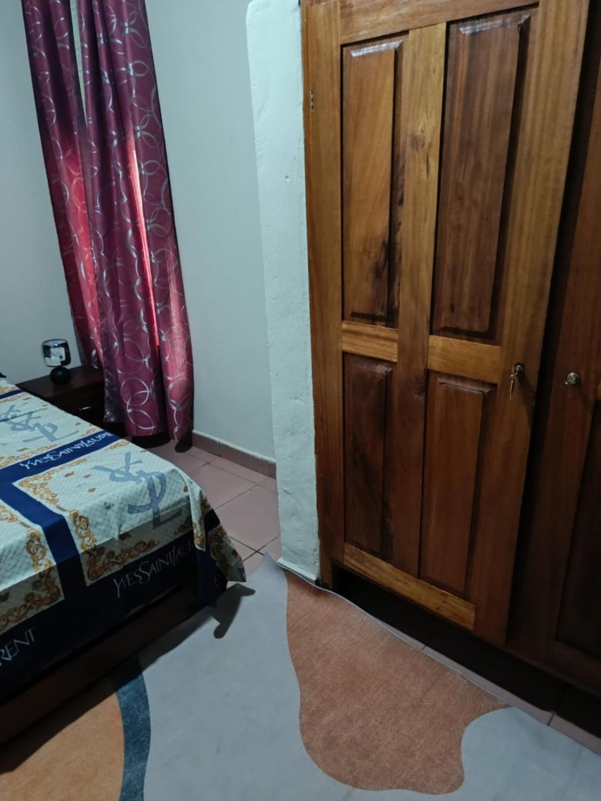 Studio Meublee 1 Chambre Etoug Ebe Yaoundé Exterior foto